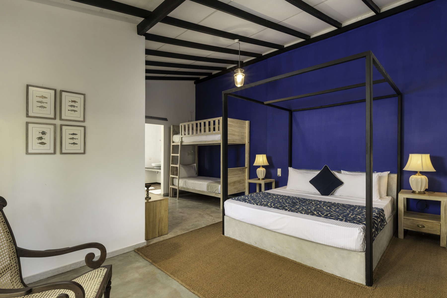 Deluxe Garden Family